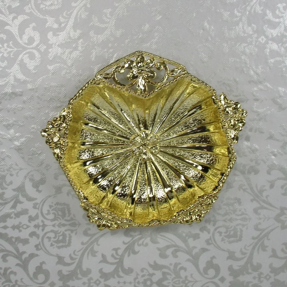 Metal GOLD Color Shell Soap Holder NIB